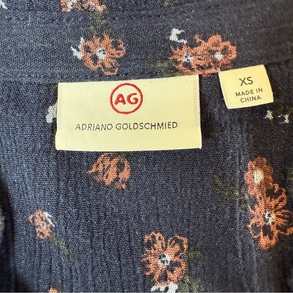 AG Adriano Goldschmied Women's Celeste Floral Navy Blouse Size X-Small - Picture 11 of 13